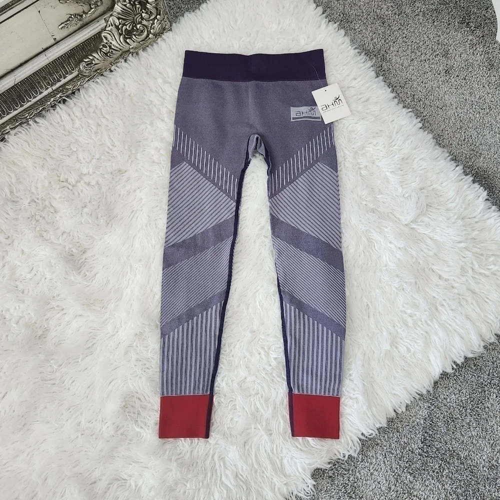 Awakened Heart & Mind AHM High Waist Flow Legging. Color Heather Navy. Size Smal